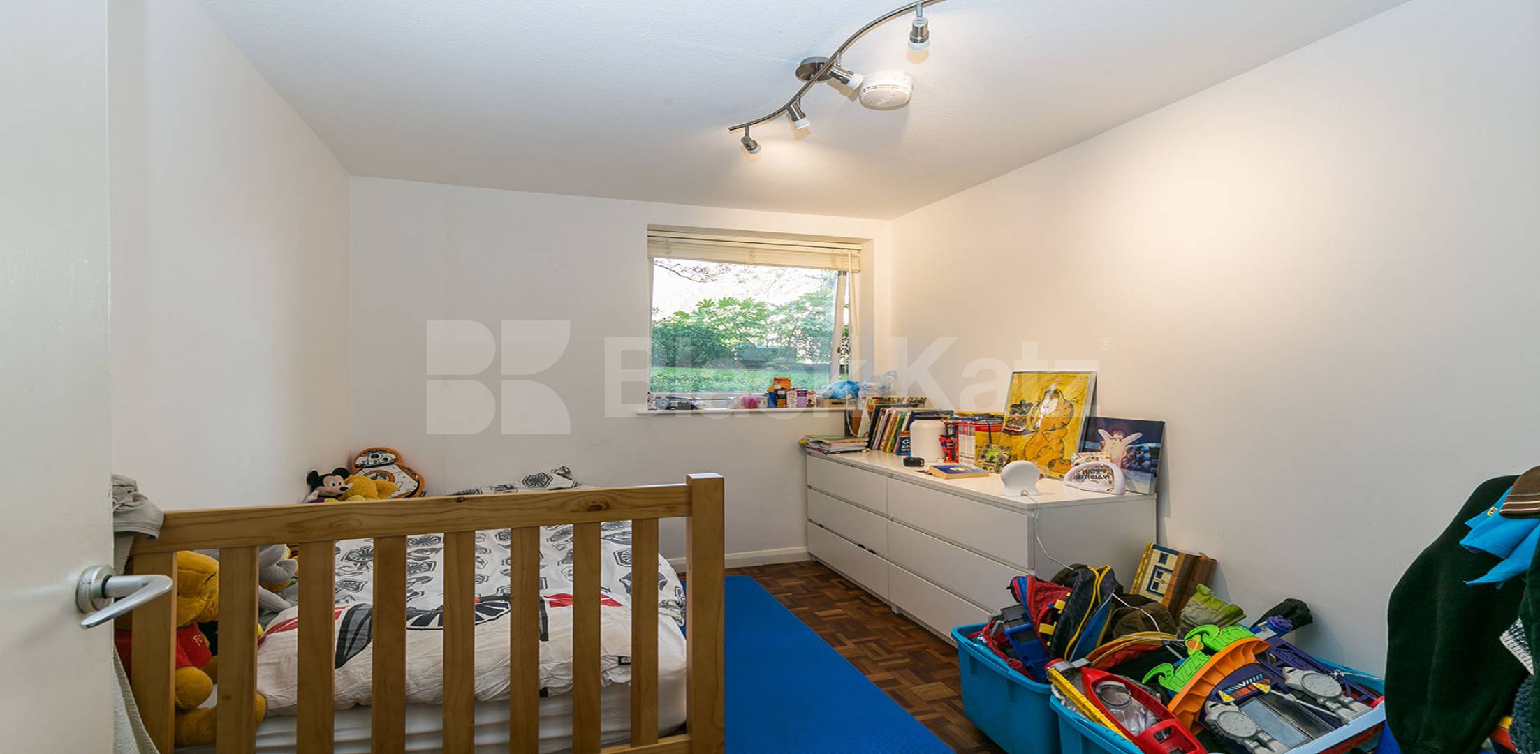 			New Instruction In Heart Of Crouch End !, 2 Bedroom, 1 bath, 1 reception Flat			 Waverley Road , Crouch End